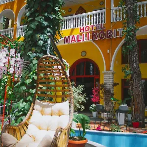 Mali I Robit Hotell