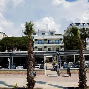 Okej Golem (Tirana)